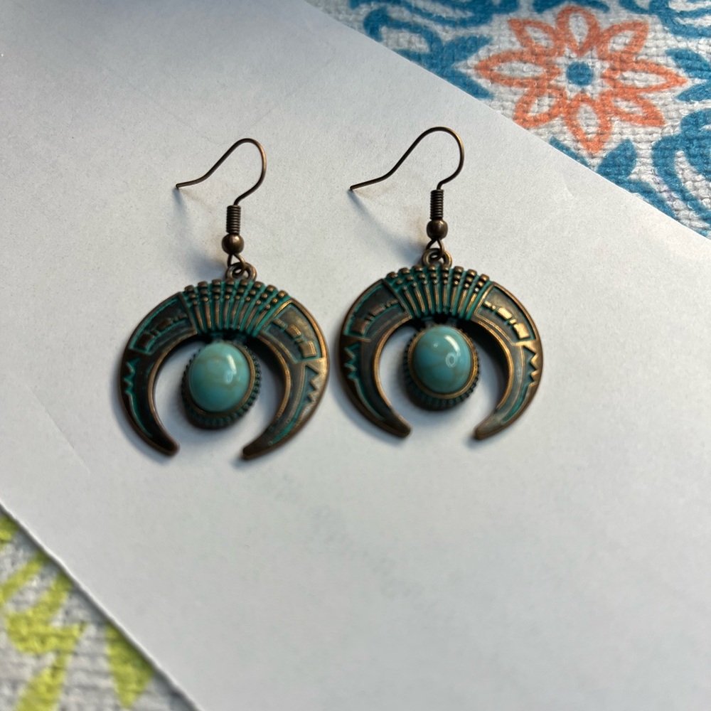 Dangling earrings